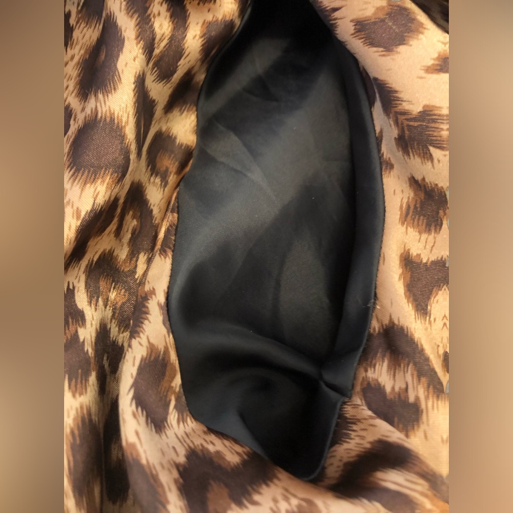 Gallery black, single breasted belted coat - sz Petite Medium - Picture 8 of 8
